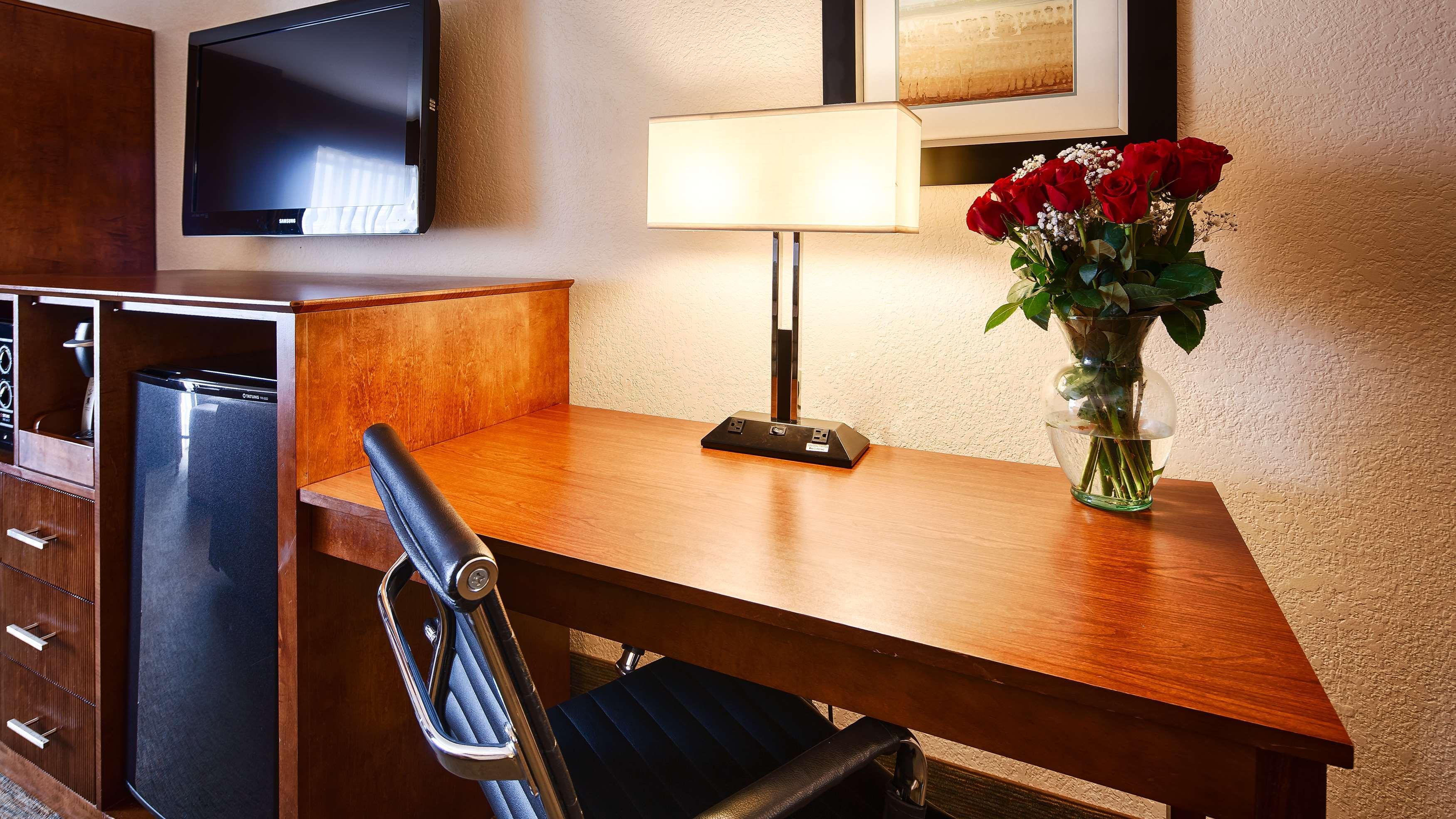 שרץ Best Western Plus Atrium Inn מראה חיצוני תמונה