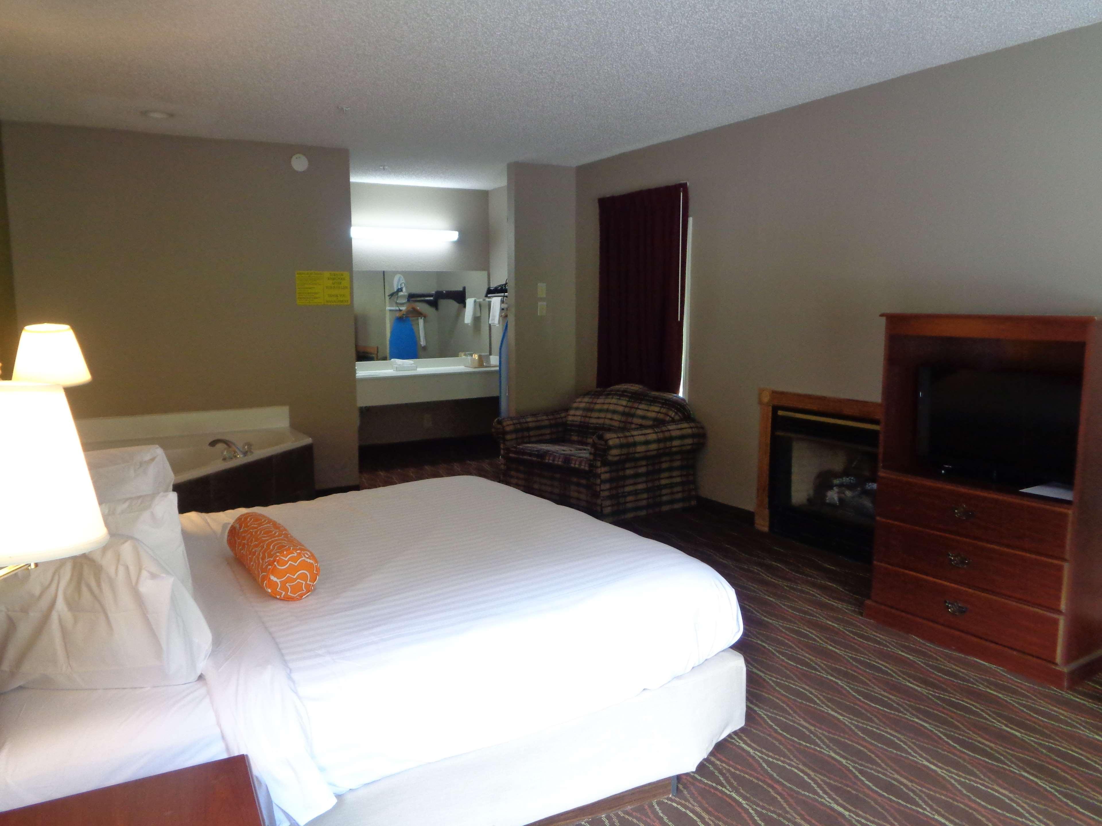 שרץ Best Western Plus Atrium Inn מראה חיצוני תמונה